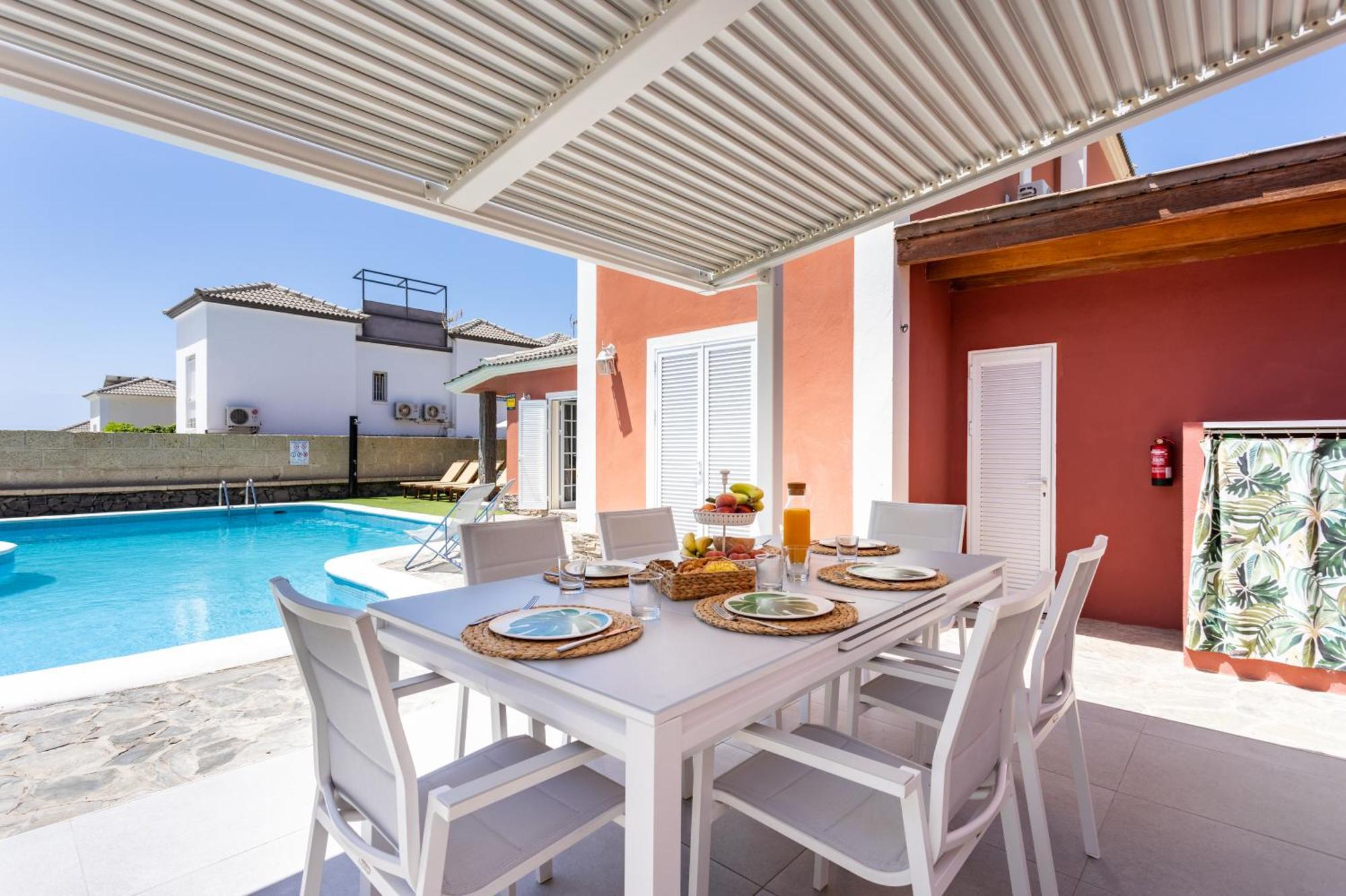 Villa Chloe Costa Adeje Tenerifesummervillas Giant Private Pool 11 Meters Long Dış mekan fotoğraf