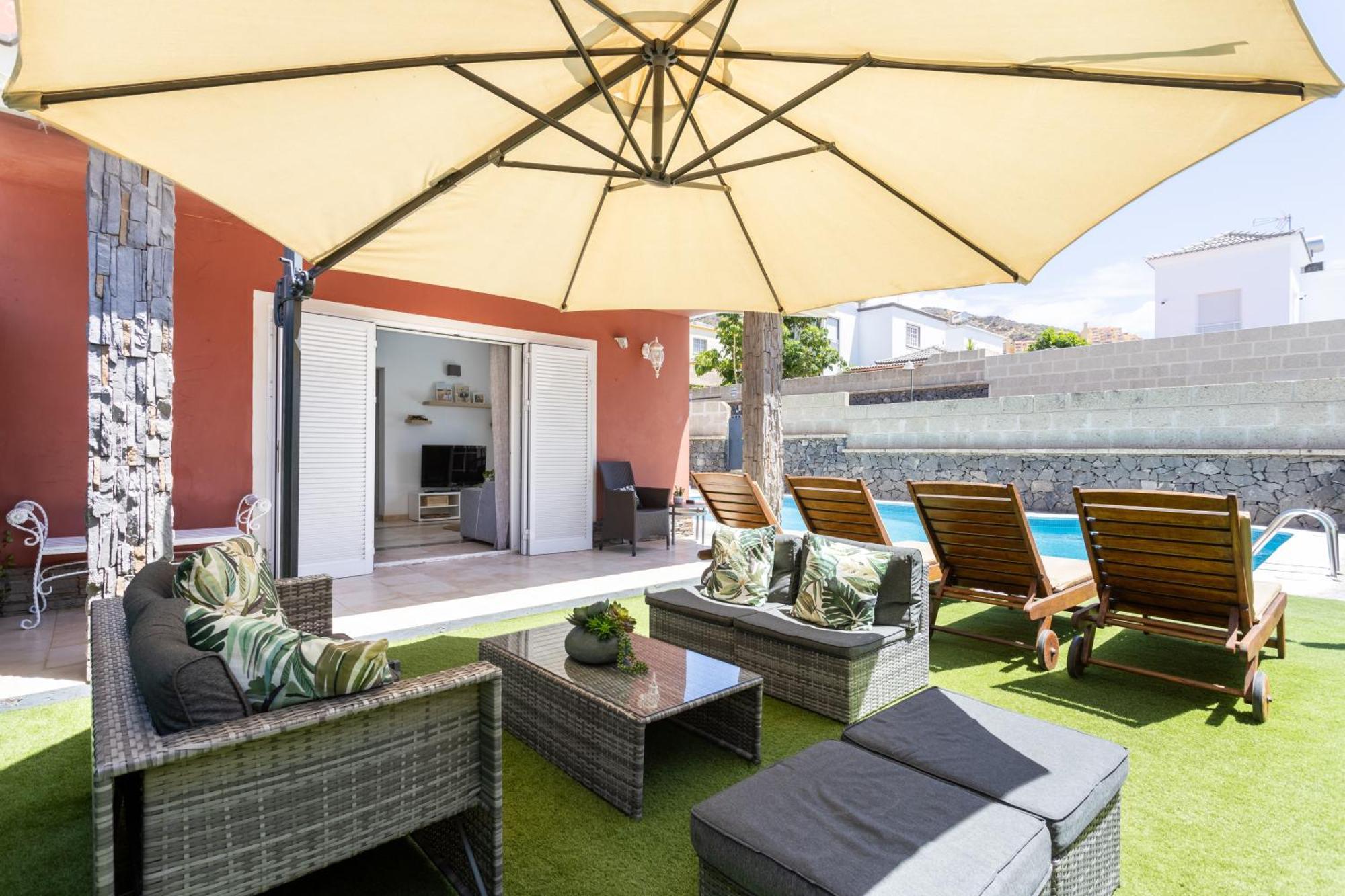 Villa Chloe Costa Adeje Tenerifesummervillas Giant Private Pool 11 Meters Long Dış mekan fotoğraf